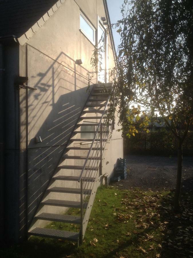 Rap 'N Holiday Home Sint-Denijs Екстериор снимка